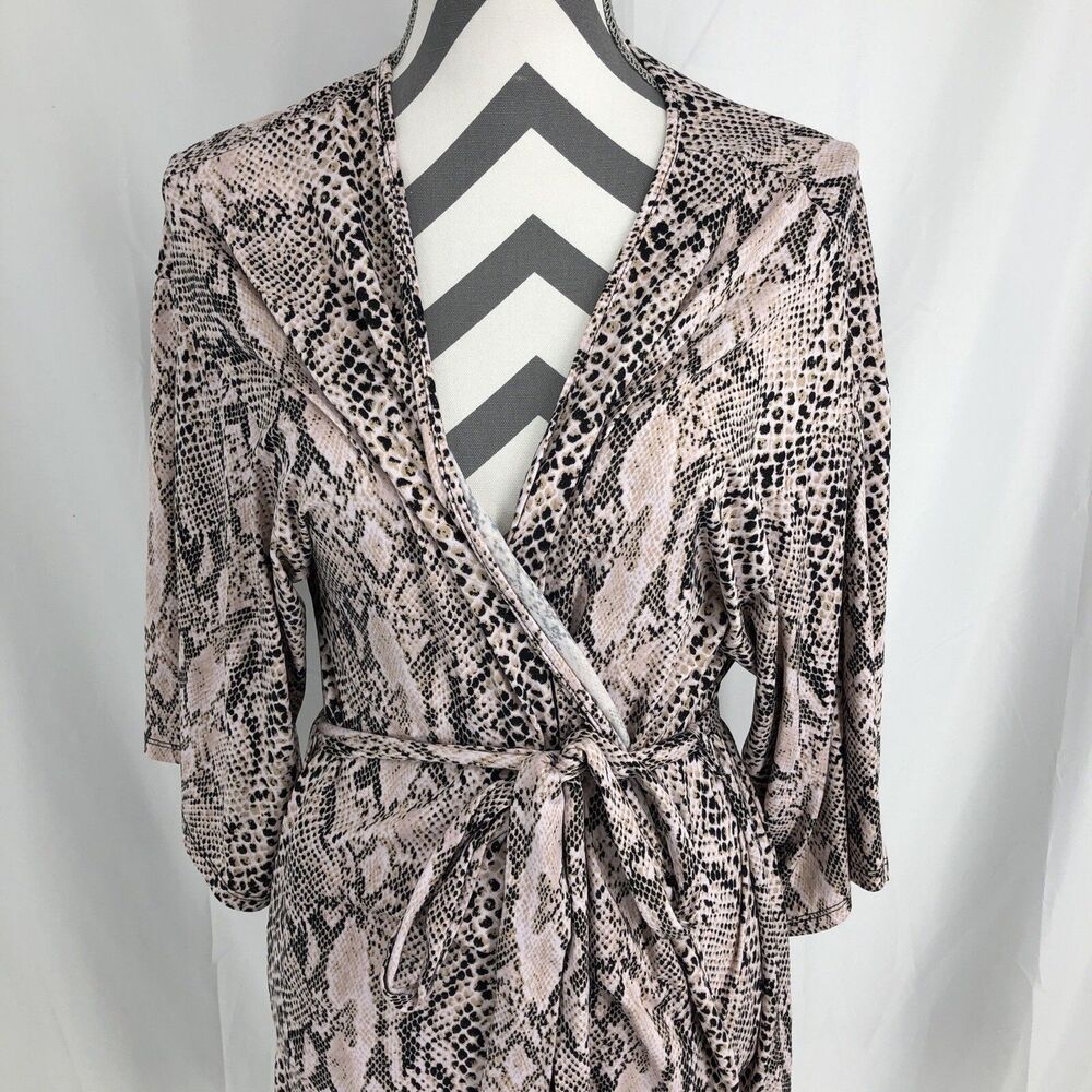 Secret Treasures Pajama Robe Kimono Sleeve Soft Pink Snakeskin Large 12-14